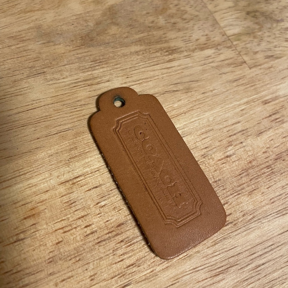 Coach Saddle Hangtag
